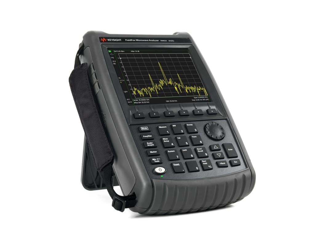 Портативный СВЧ анализатор FieldFox Keysight N9952A 