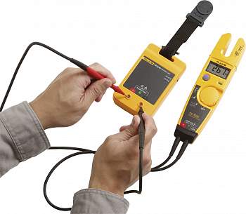 Калибратор напряжения Fluke 4566209 PRV240