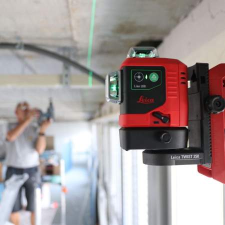 Нивелир Leica Microsystems  