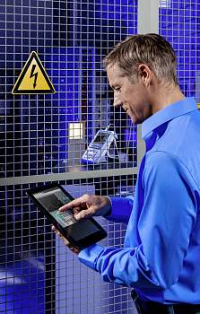 Ручной осциллограф Rrohde & Schwarz 1317.5000P03 RTH1002MSO