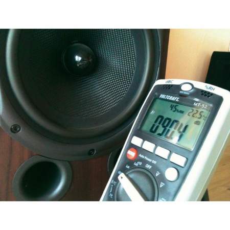 Ручной мультиметр VOLTCRAFT MT-52 