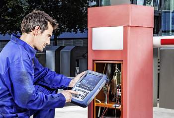 Ручной осциллограф Rrohde & Schwarz 1317.5000P23 RTH1022MSO