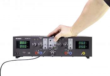 Настольный блок питания (с регулируемым напряжением) VOLTCRAFT  