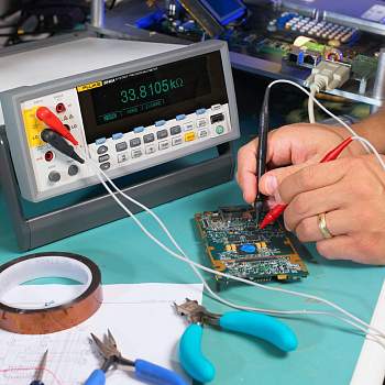  Fluke 86852 8845A 220V